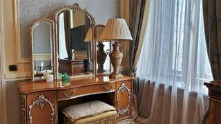 Гостиница Талион Империал Санкт-Петербург Люкс Императрицы с видом на Невский проспект-4