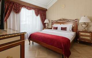 Гостиница Талион Империал Санкт-Петербург Номер люкс президентский с 1 двуспальной кроватью-4