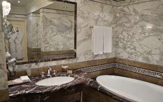 Гостиница Талион Империал Санкт-Петербург Улучшенный номер с видом на город-11