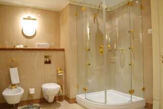 Гостиница Талион Империал Санкт-Петербург Классический номер без вида (внутренний двор)-5