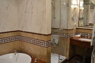 Гостиница Талион Империал Санкт-Петербург Номер люкс президентский с 1 двуспальной кроватью-19