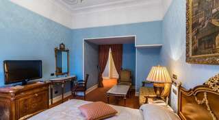 Гостиница Талион Империал Отель Санкт-Петербург Улучшенный двухместный номер с 1 кроватью или 2 отдельными кроватями-11