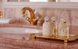 Гостиница Талион Империал Санкт-Петербург Премиум Люкс "Талион" с видом на Строгановский дворец и реку Мойку-10