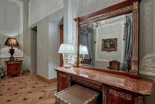 Гостиница Талион Империал Санкт-Петербург Люкс Императора с видом на Невский проспект-5