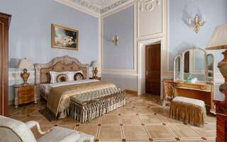 Гостиница Талион Империал Санкт-Петербург Люкс Императрицы с видом на Невский проспект-2