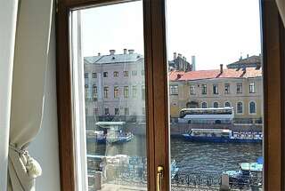 Гостиница Талион Империал Санкт-Петербург Люкс "Дворянский" с видом на Строгановский дворец и реку Мойку-8