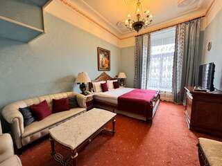 Гостиница Талион Империал Санкт-Петербург Улучшенный номер с видом на город-3