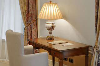 Гостиница Талион Империал Санкт-Петербург Однокомнатный Люкс №209 с видом на Невский проспект - акция до 02.05.25!-2