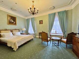 Гостиница Талион Империал Санкт-Петербург Улучшенный номер с видом на город-6