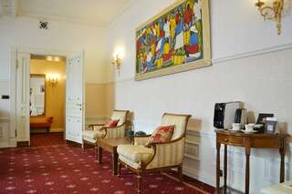 Гостиница Талион Империал Санкт-Петербург Классический номер без вида (внутренний двор)-10