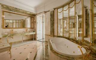 Гостиница Талион Империал Санкт-Петербург Люкс Императора с видом на Невский проспект-6