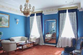 Гостиница Талион Империал Санкт-Петербург Классический номер без вида (внутренний двор)-9