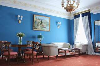 Гостиница Талион Империал Санкт-Петербург Люкс "Сорренто. Горький" с видом на реку Мойку и купол Казанского собора-8